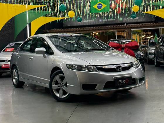HONDA CIVIC 1.8 LXS 16V FLEX 4P AUTOMÁTICO